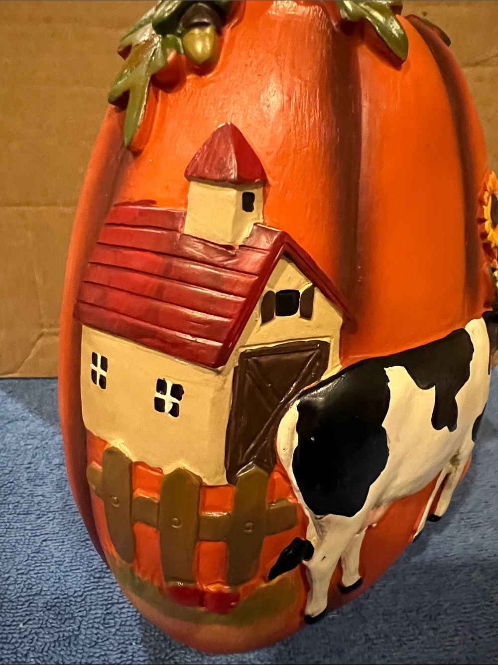 Farmhouse Pumpkin Figurine with Cow and Sunflowers - Orange - Picture 3 of 10